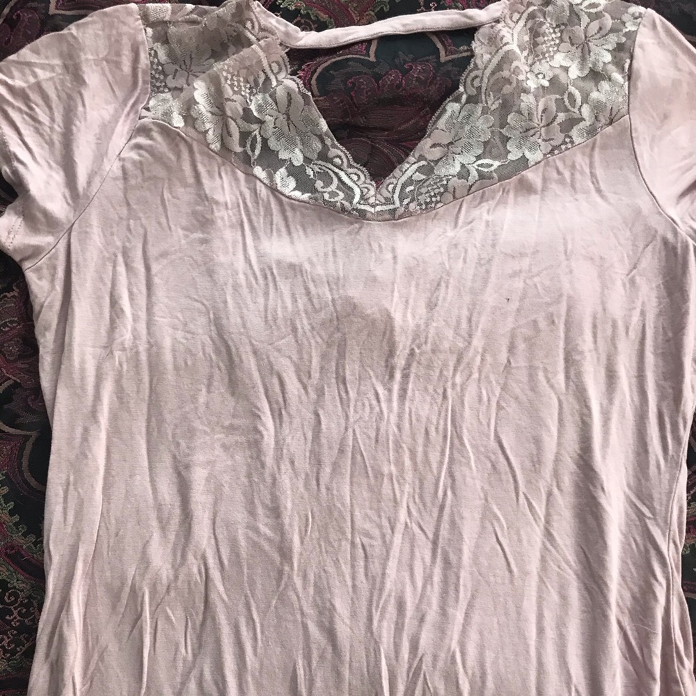 Women’s tops